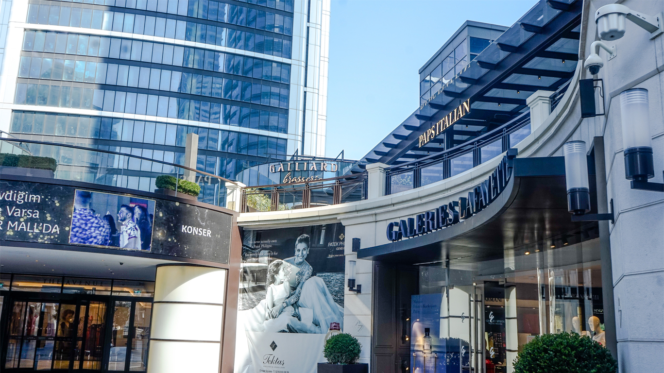 A Multi-Purpose Development With a Privileged Lifestyle