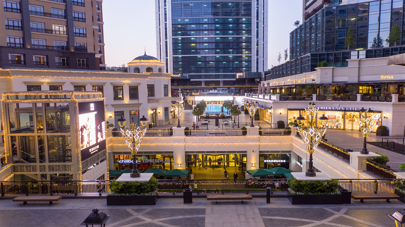 A Multi-Purpose Development With a Privileged Lifestyle