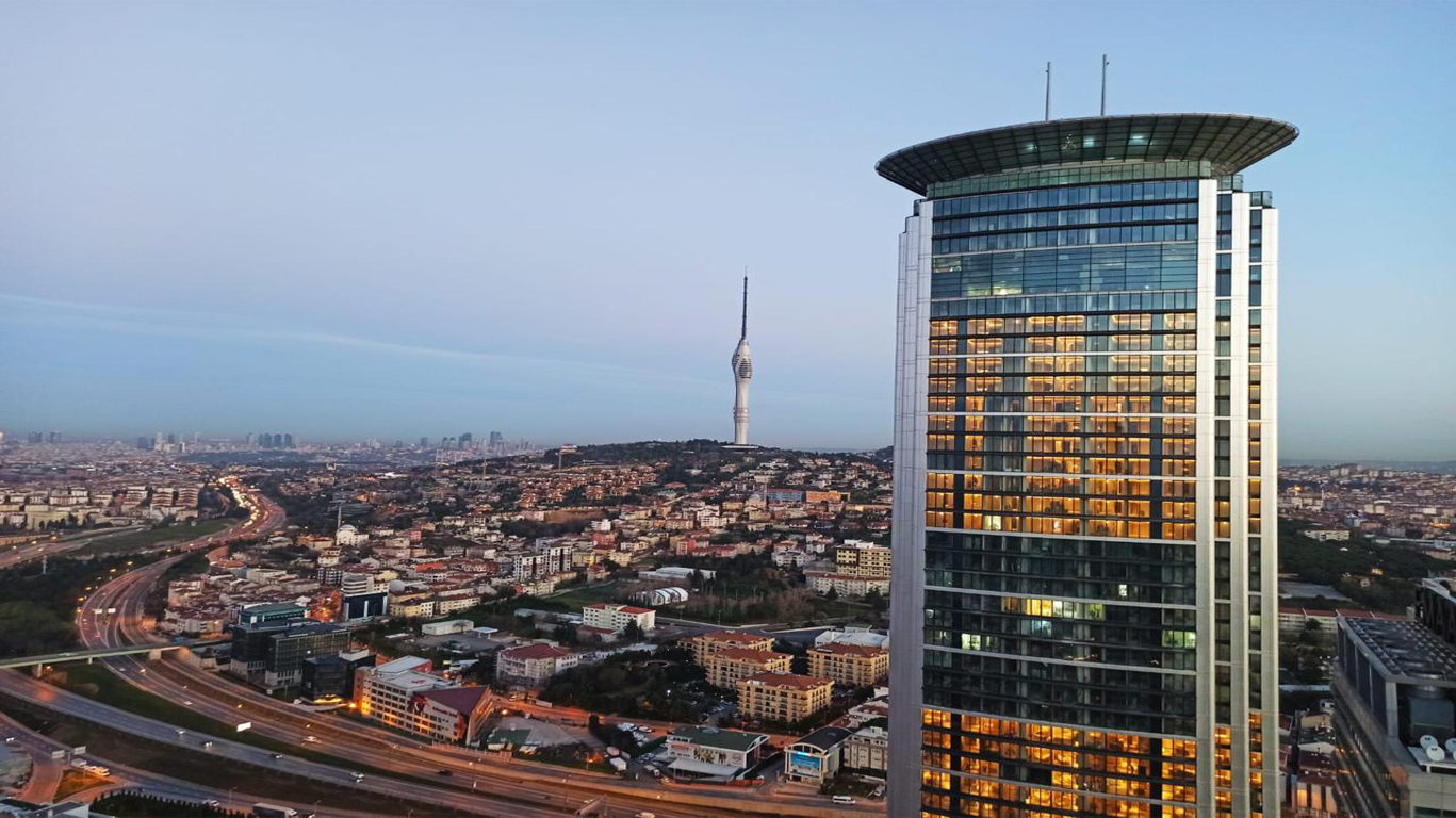 A Multi-Purpose Development With a Privileged Lifestyle