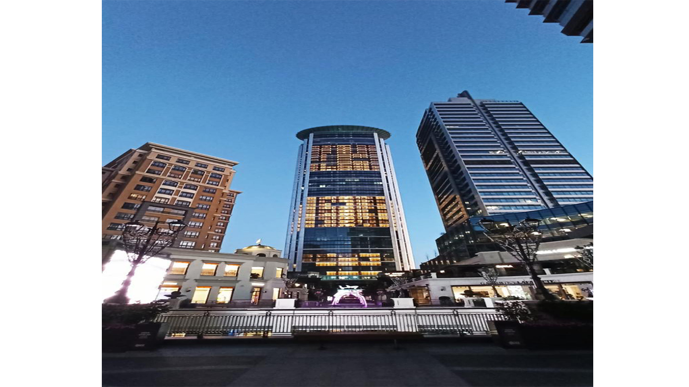 A Multi-Purpose Development With a Privileged Lifestyle