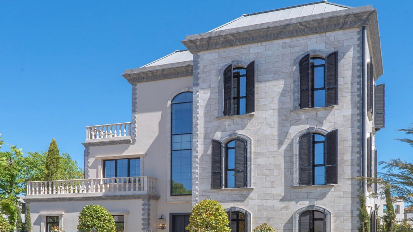 A Blend of Tradition and Modernity citizenship